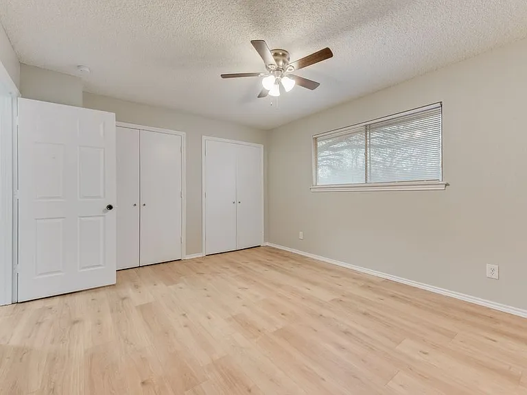 1728 W Sanford St #J — Photo 10