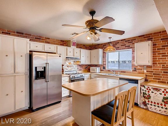 4th image of 808 Sportsman Dr