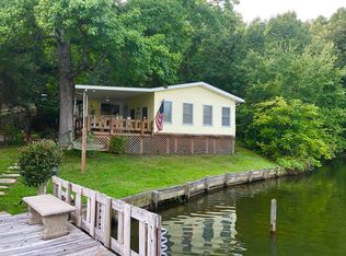 215 Pittmans Landing Dr, Cross Hill, SC 29332
