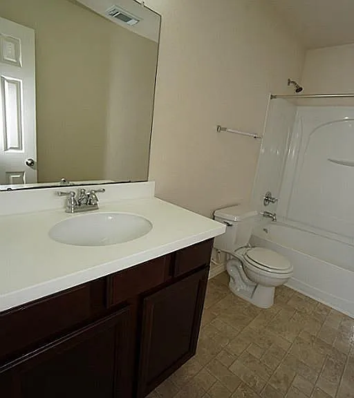 4022 Regal Stone Ln — Photo 17