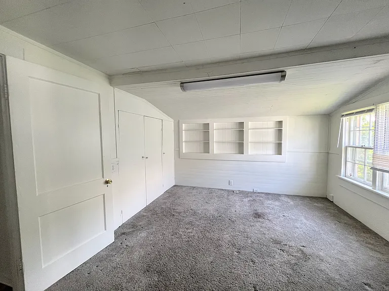 735 Prospect St — Photo 11