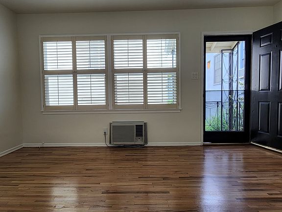 3rd image of 9920 Durant Dr #25