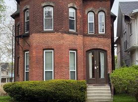 42 Rowley St, Rochester, NY