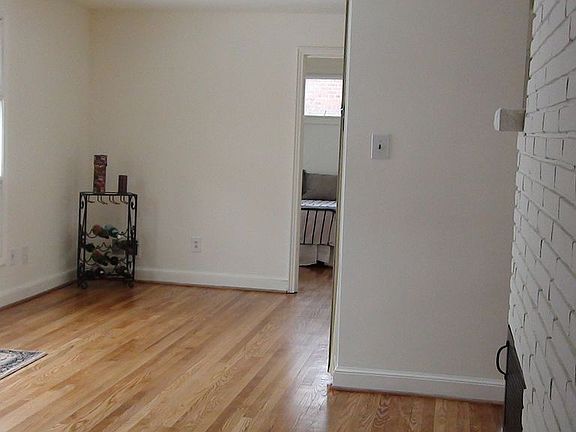 2nd image of 5887 1st St N