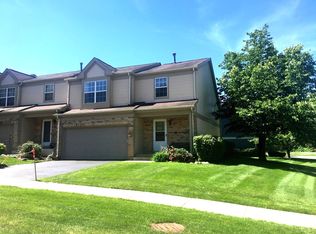977 Old Oak Cir, Algonquin, IL