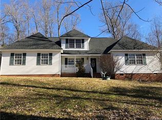 4984 Rail Dr, Sandston, VA 23150