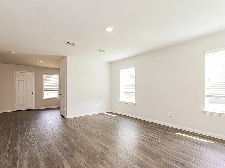 2438 Gibbs Bend Ct — Photo 19