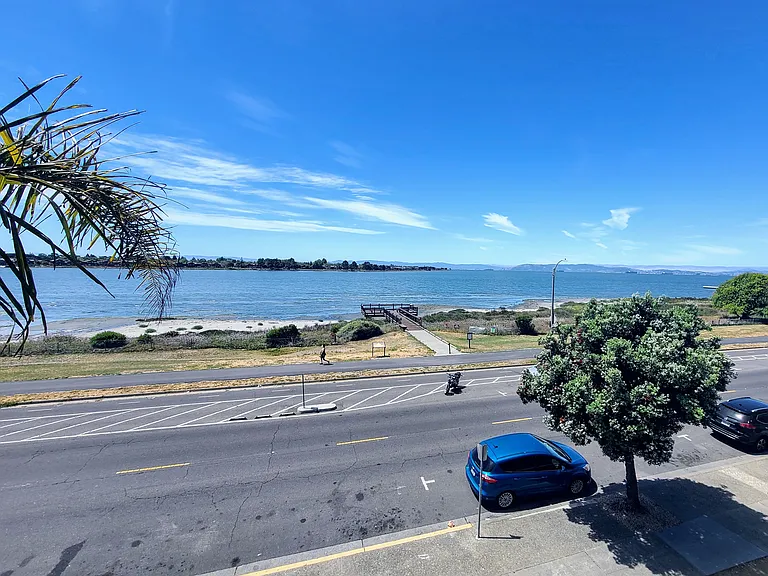 Tropic Sands Apartments — Photo 46
