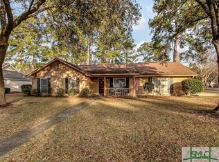 2 Goldfinch Ct E, Savannah, GA 31419