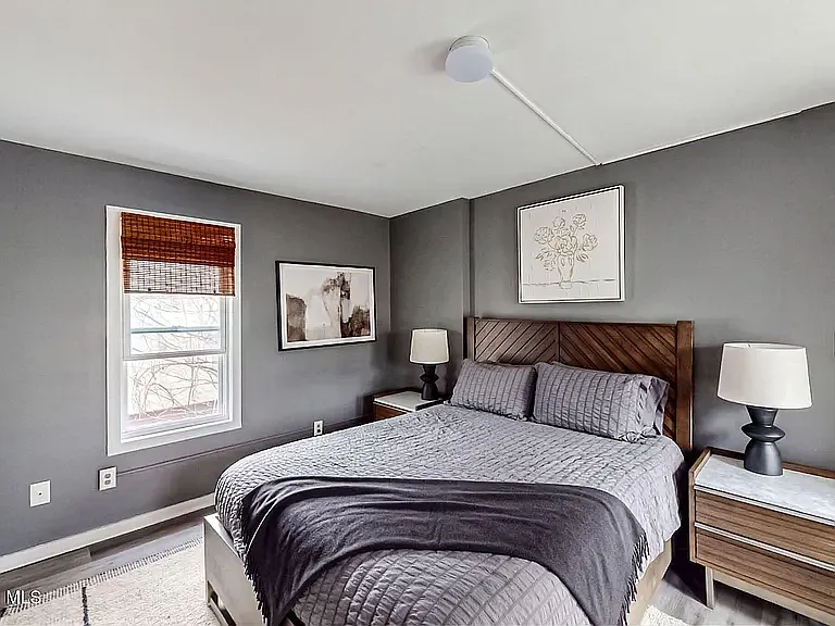 3 bed, 1.5 bath, $3,200 — Photo 4