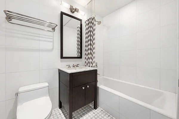 Sold by Nest Seekers International | media 9