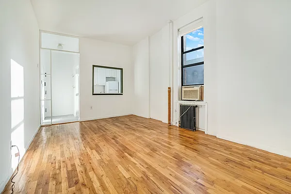 Rented by Corcoran | media 7