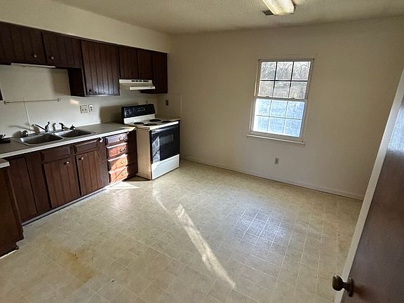 2nd image of 8565 Old Blairsville Rd #29