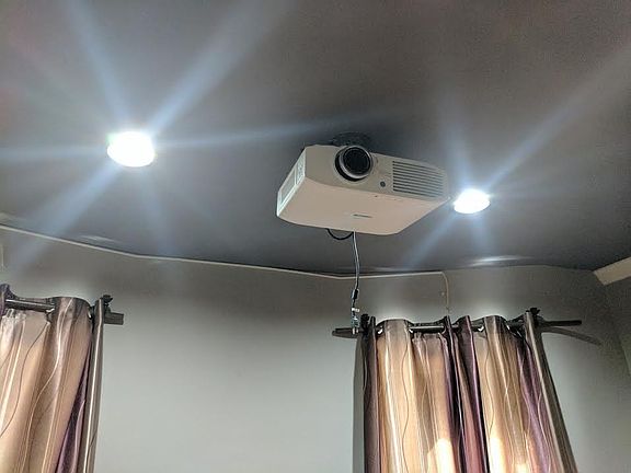 projector 110"