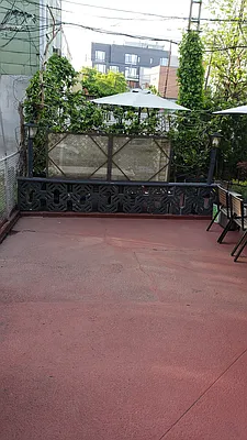 Rented by The Hamilton Group | media 11