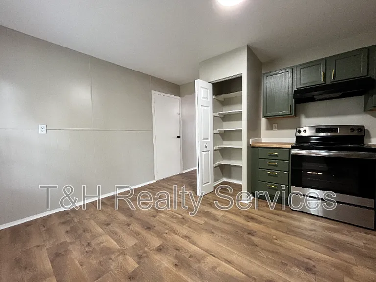 7845 Bonita Ct — Photo 5