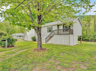 9619 Old Roanoke Rd, Elliston, VA 24087