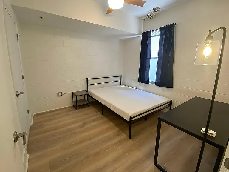 2515 SW 35th Pl #114 — Photo 6