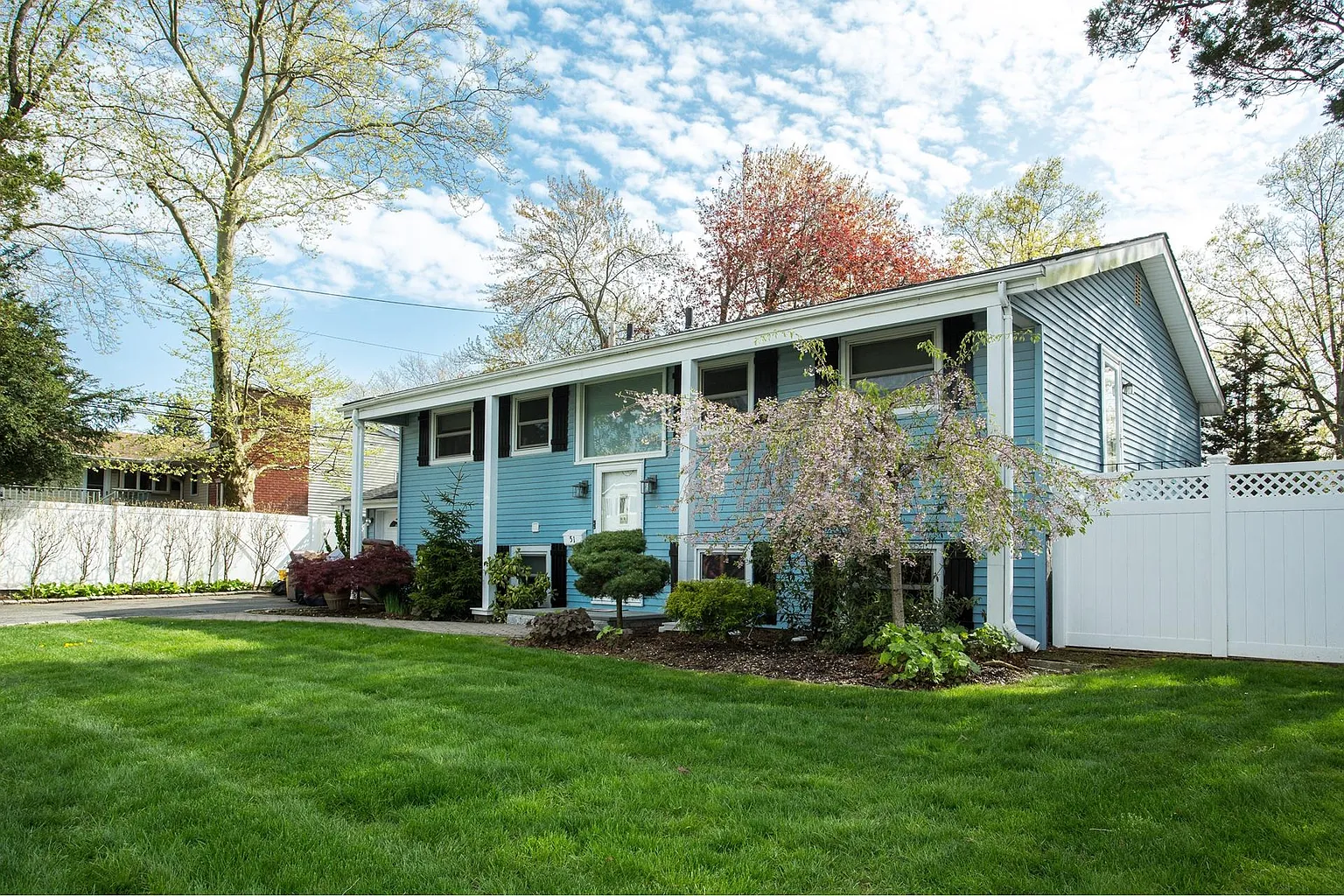 51 Richfield St photo 1