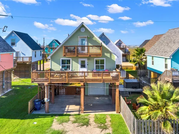 207 Sandpebble Pl, Surfside Beach, TX 77541