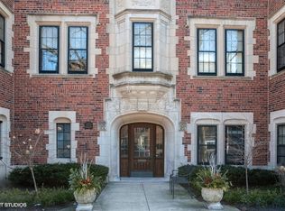 999 Michigan Ave APT 2C, Evanston, IL 60202