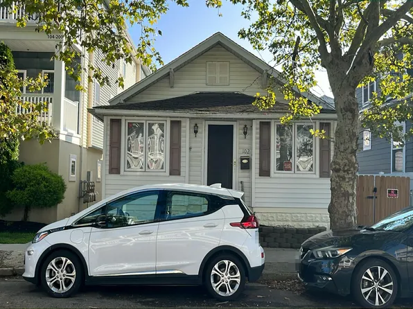 102 E Poplar Ave, Wildwood, NJ 08260