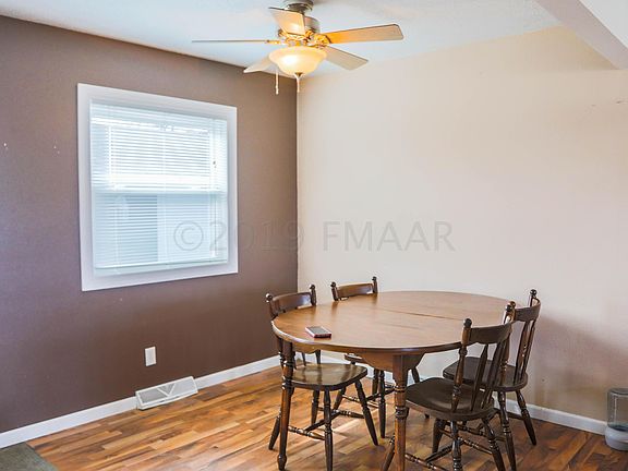4th image of 526 3 St. Ct E