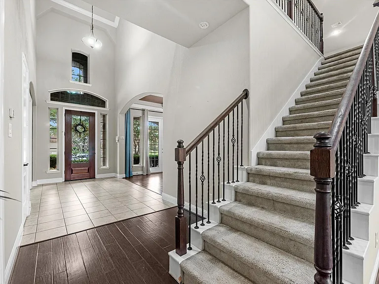 15819 Graham Spring Ln — Photo 25