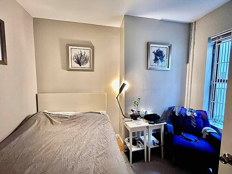 318 E 78th St #28 — Photo 3