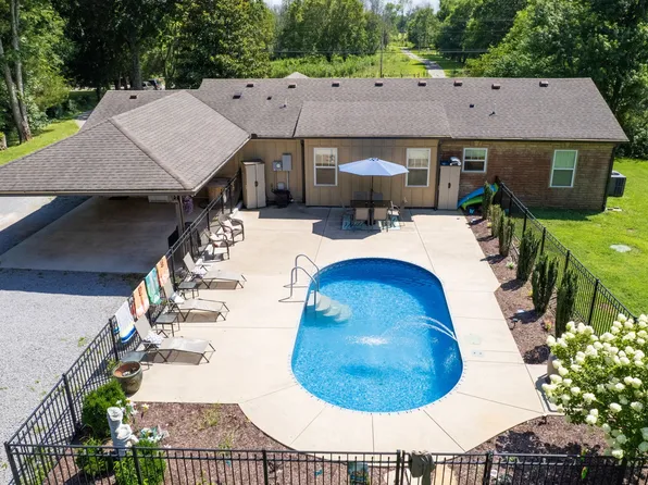 1044 Cherry Ln, Murfreesboro, TN 37129