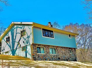 143 Winchester Dr, Sunrise Beach, MO 65079