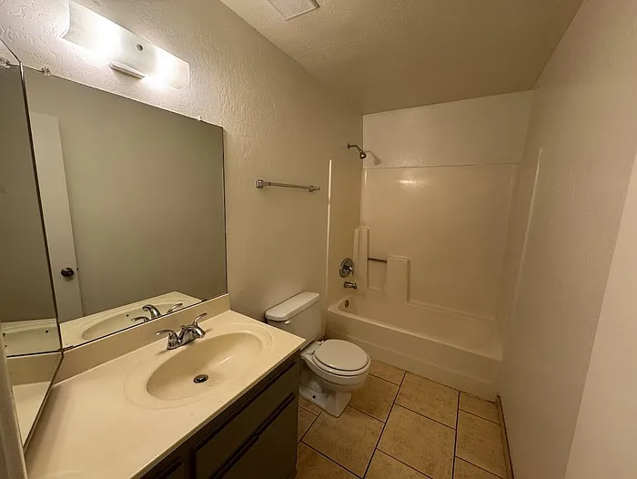 2934 E Angela Dr #2 — Photo 10
