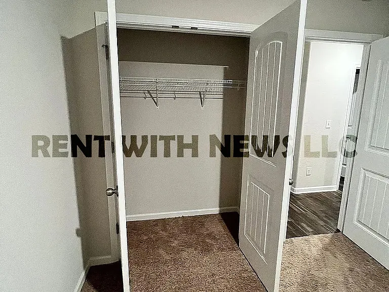 80 Shallow Dr — Photo 12
