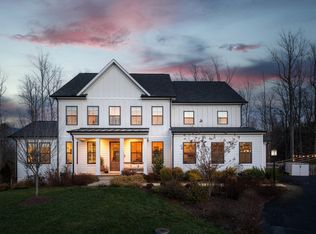 1330 Dubine Dr, Charlottesville, VA