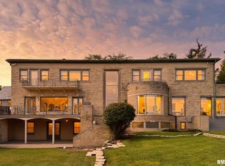 5038 N Prospect Rd, Peoria Heights, IL 61616