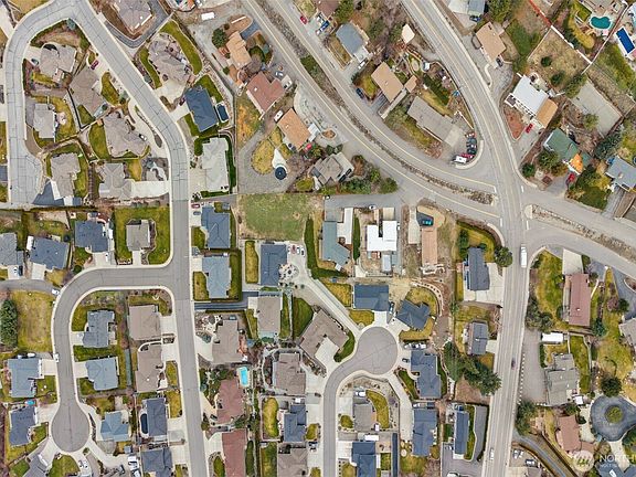 5th image of 554 Bengal Lane