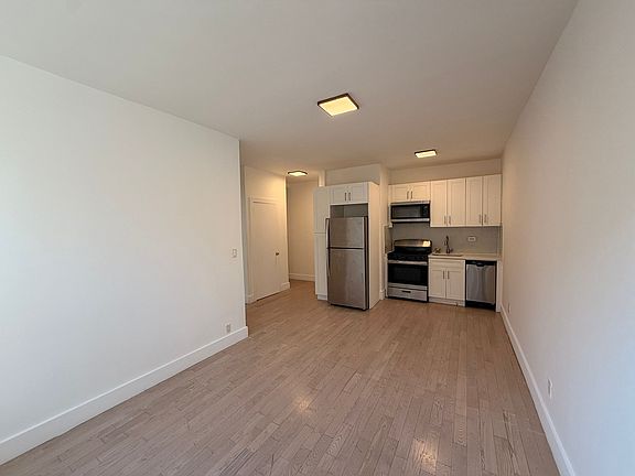 2nd image of 226 66th St #7E