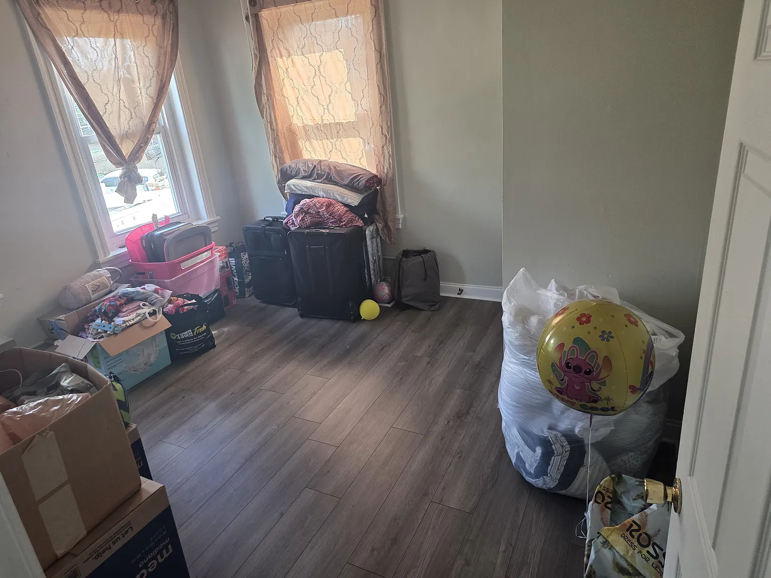 2 bed, 1000 sqft, $1,875 — Photo 4