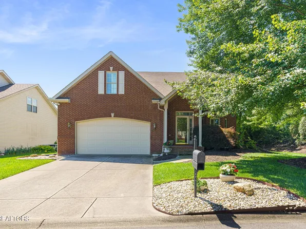 201 English Station Rd, Knoxville, TN 37934