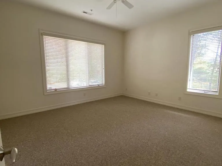 31 Ridgetop Cir #101 — Photo 12