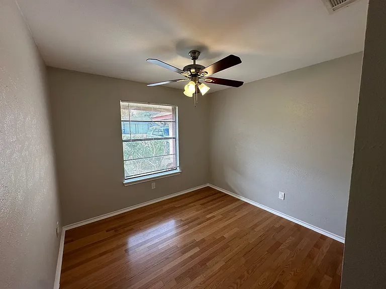 12101 Scissortail Dr — Photo 29