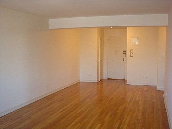 4th image of 100 Overlook Ter APT 512