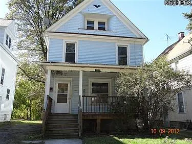 125 Charles St photo 1