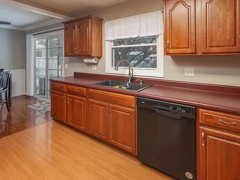 3117 Windsor Dr #0 — Photo 7