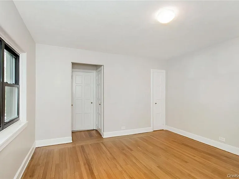 64 Kensington Rd #2D — Photo 12