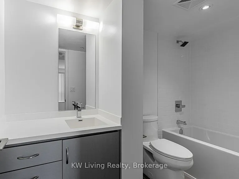 181 Huron St #807 — Photo 13