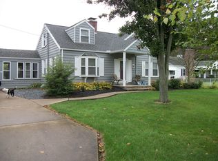 98 Park St, Saint Clairsville, OH 43950