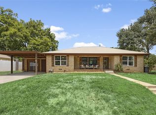 705 Burch St, Brenham, TX 77833