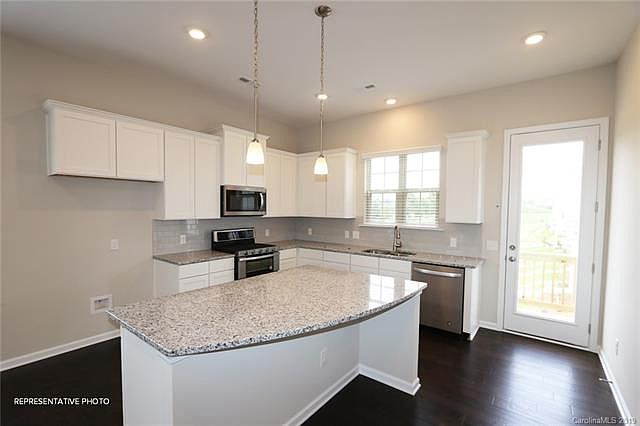 1st image of 1123 Whitby Moore St #120