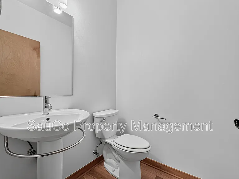 5049 SW View Point Ter #B — Photo 23